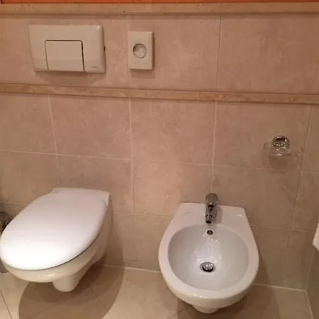 מלון Belvedere & טוסקולנו מדרנו