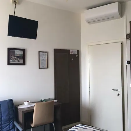 Belvedere & מלון טוסקולנו מדרנו