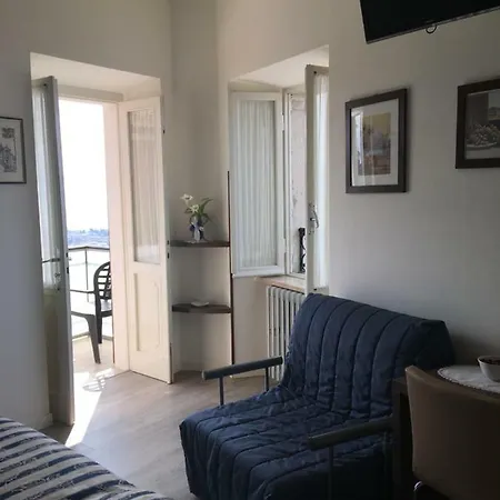 Belvedere & מלון