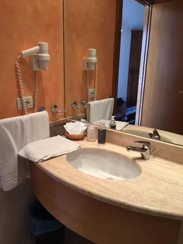 Belvedere Hotel&villa 2* Toscolano Maderno