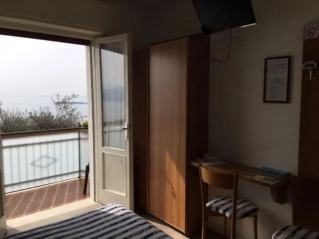 Belvedere Hotel&villa 2*